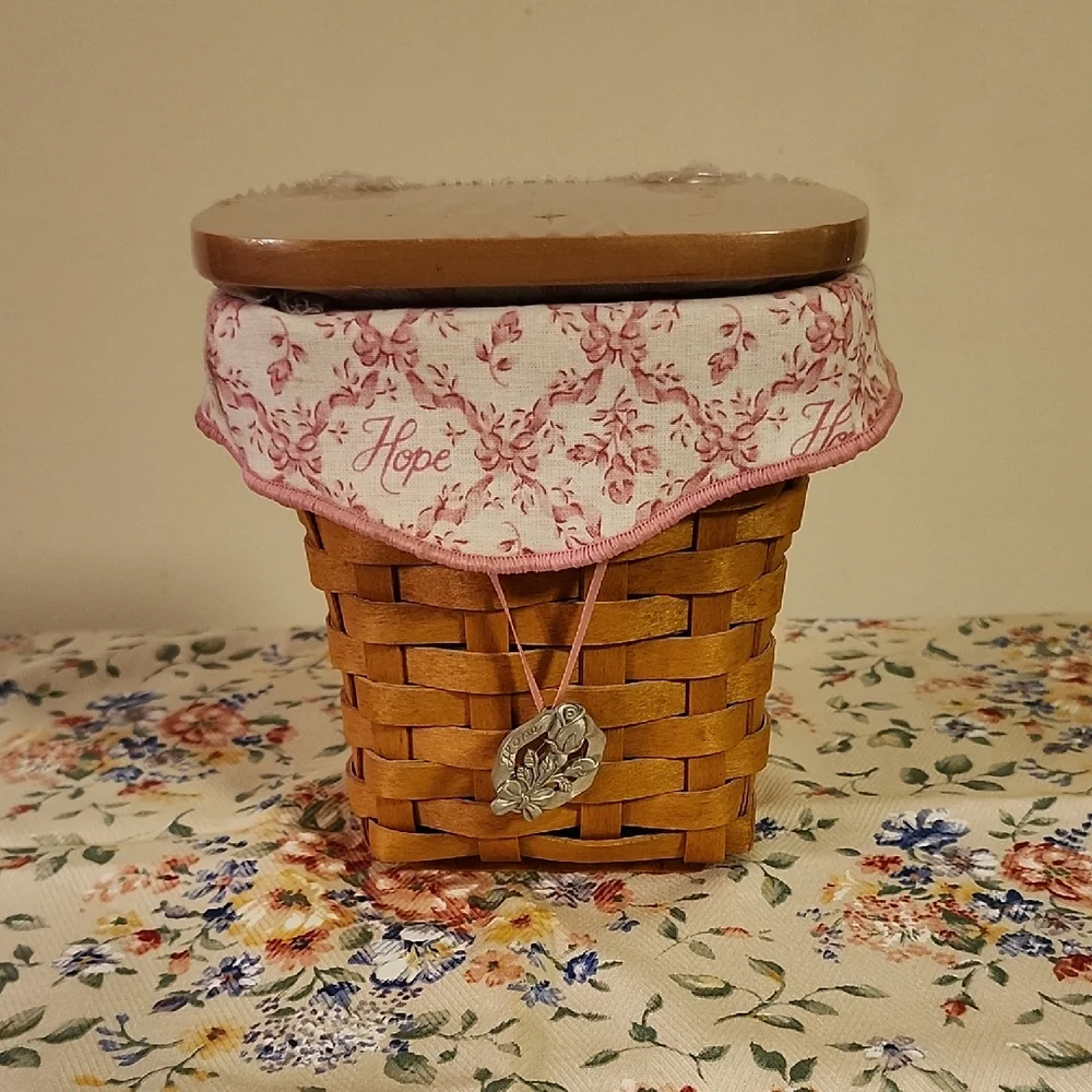 Longaberger 2004 Horizon of Hope Basket